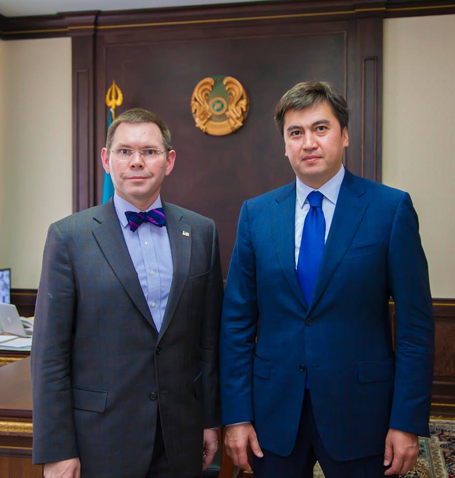 Қала әкімі АҚШ Консулымен кездесті