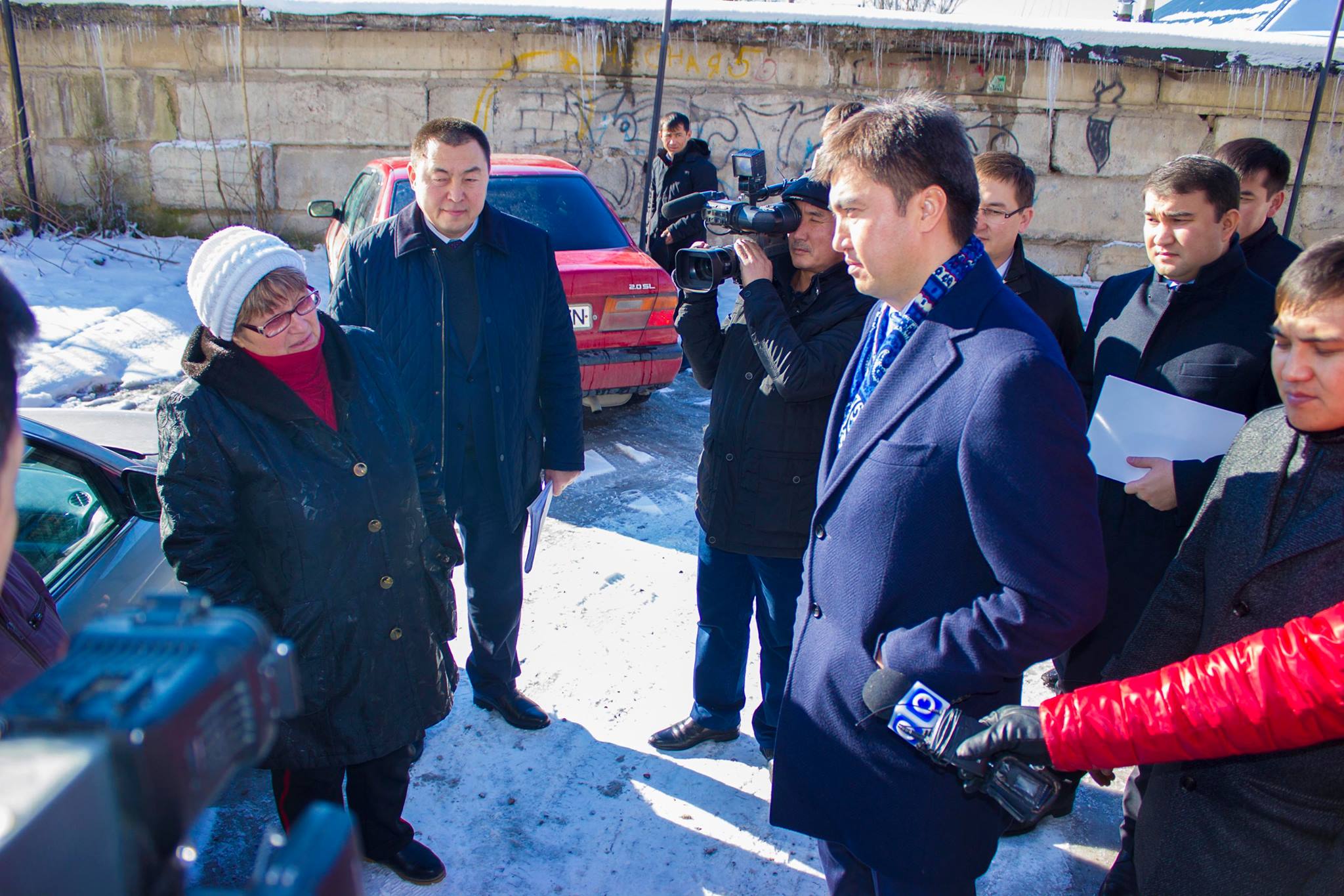 Ғабидолла Әбдірахымов қоғамдық көлікпен қаланы аралады