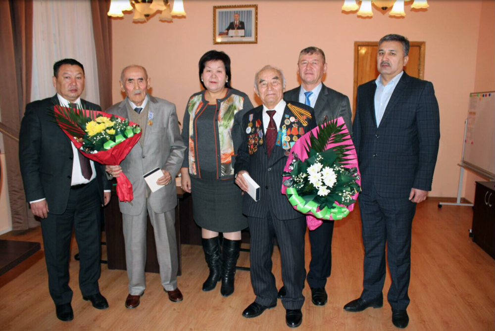 Шымкенттік ардагерлер марапатқа бөленді