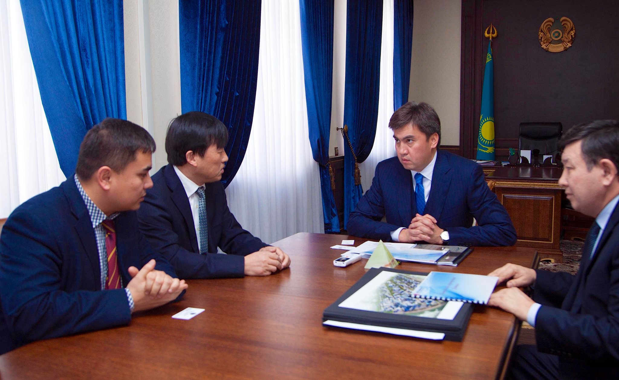 Қала әкімі Қытай инвесторларымен кездесті