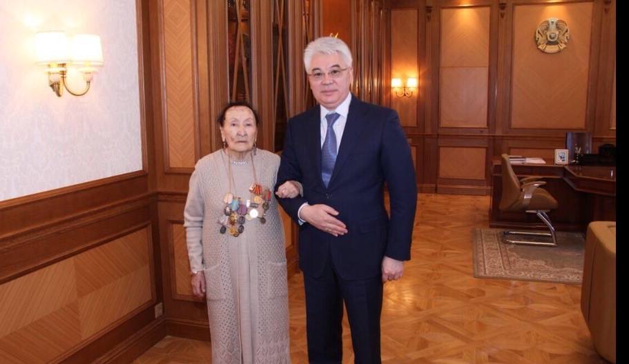 ОҚО әкімі Айша Абдуллинаны қабылдады