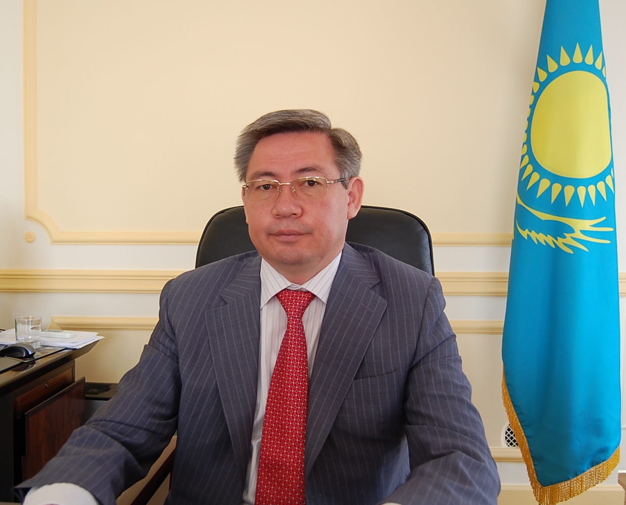 Ерік Өтембаев — ҚР-ның Өзбекстандағы Төтенше және өкілетті Елшісі қызметіне тағайындалды