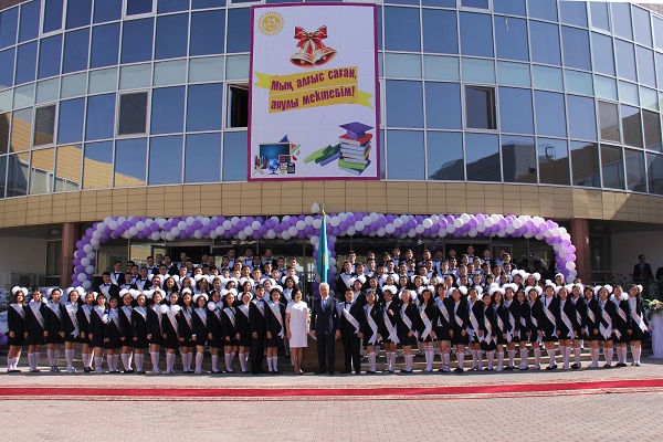 Оңтүстікте 1022 мектепте соңғы қоңырау соғылды