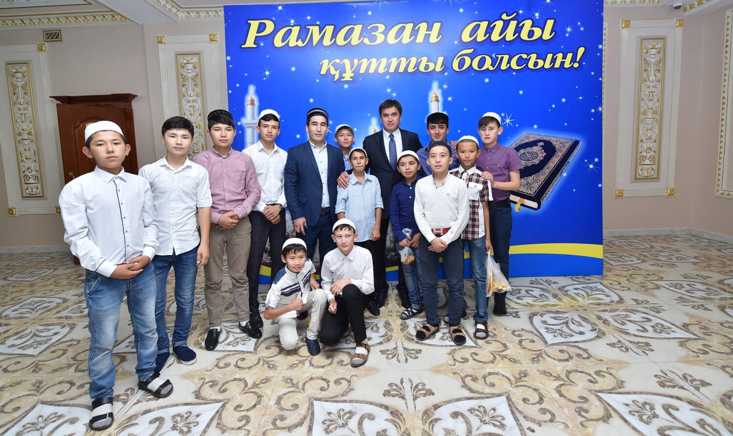 Шымкентте «Мейірімділер тобы» қайырымдылық қоры жұмысын бастады