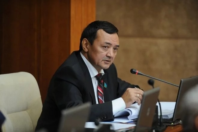 Депутаттар елімізде 24 мың теңгеге өмір сүріп жатқандардың барын естіп, жаға ұстады