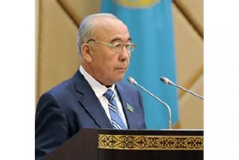 Қоғам қайраткерi, Қазақстан халқы Ассамблеясы төрағасының орынбасары Розақұл ХАЛМҰРАДОВ:  Басшылар келеді, кетеді. Бірақ қазақ пен өзбектің достығын, ынтымағын, бірлігін ешкім ажырата алмайды