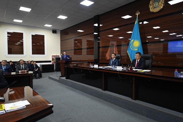 Жансейіт Түймебаев өңір кәсіпкерлерімен кездесті