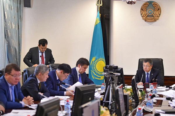 ОҚО-да салалық индикаторларлық көрсеткіштер жайы талқыланды