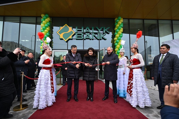 «Қазақстан Халқы банкінің» Шымкентте жаңа ғимараты ашылды