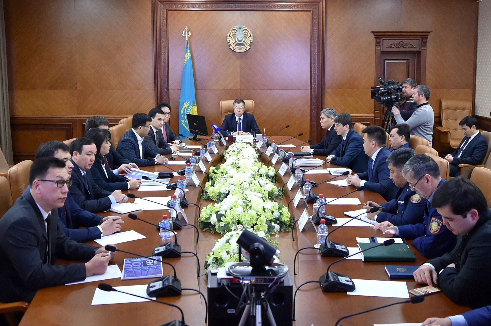 ОҚО-ДА МЕМЛЕКЕТТІК ОРГАНДАРДА АҚПАРАТТЫҚ ТЕХНОЛОГИЯЛАРДЫ ҚОЛДАНУ МӘСЕЛЕЛЕРІ ТАЛҚЫЛАНДЫ