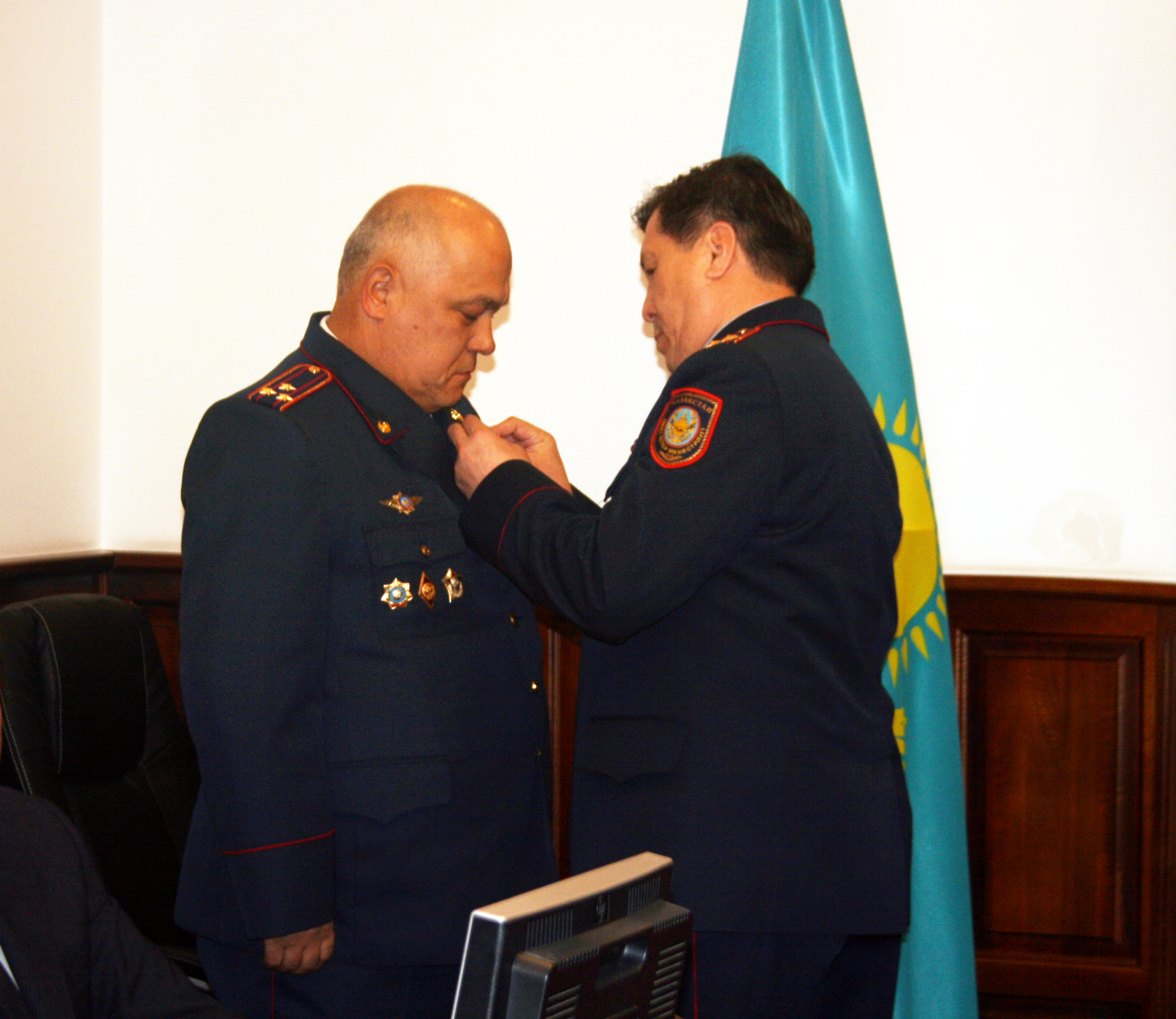 Полиция полковнигі «Құрмет» орденімен марапатталды