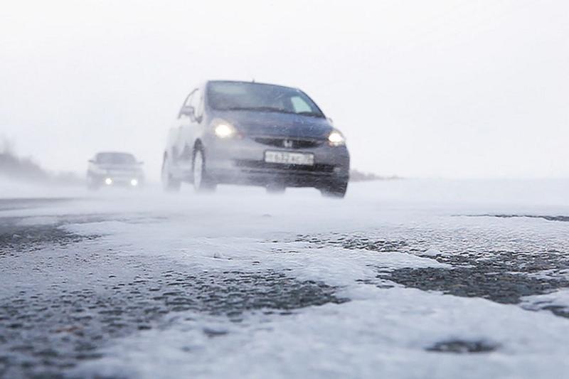 Қазақстанның үш облысында жолдар жабылды