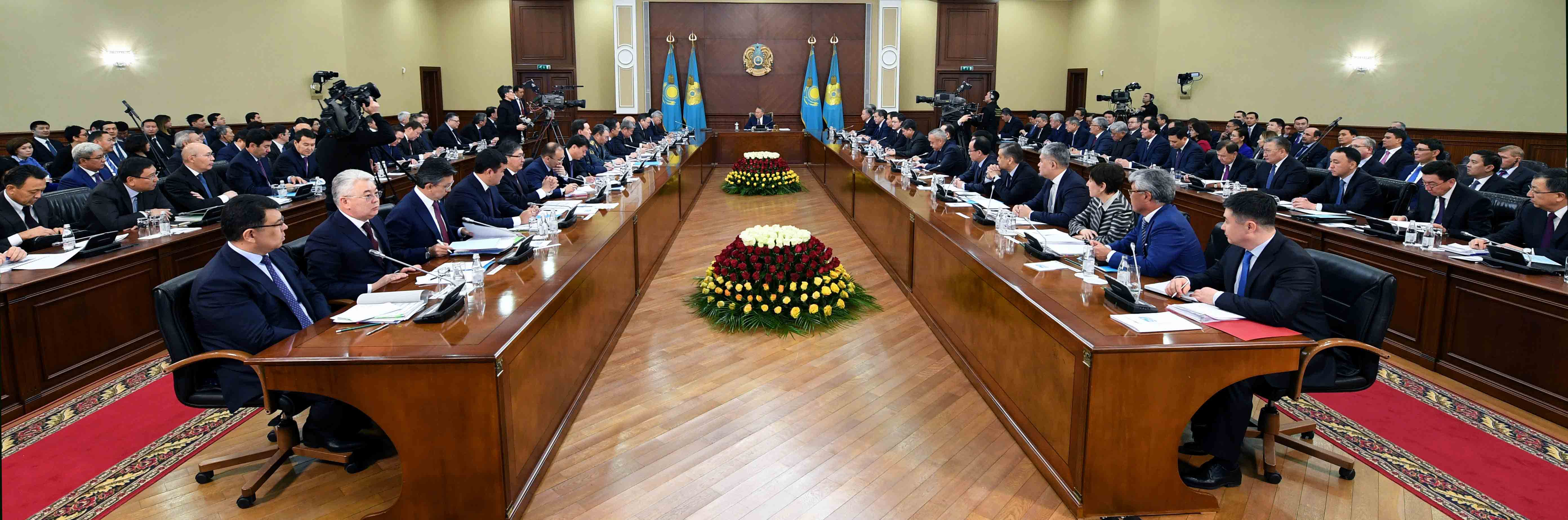 Қазақстан Президенті Үкіметтің кеңейтілген отырысына қатысты