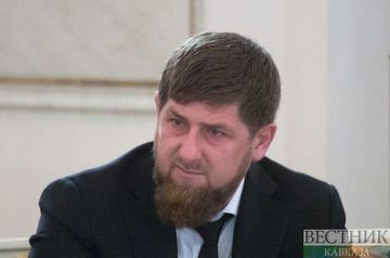 Кадыров навестил Салмана Гакаева