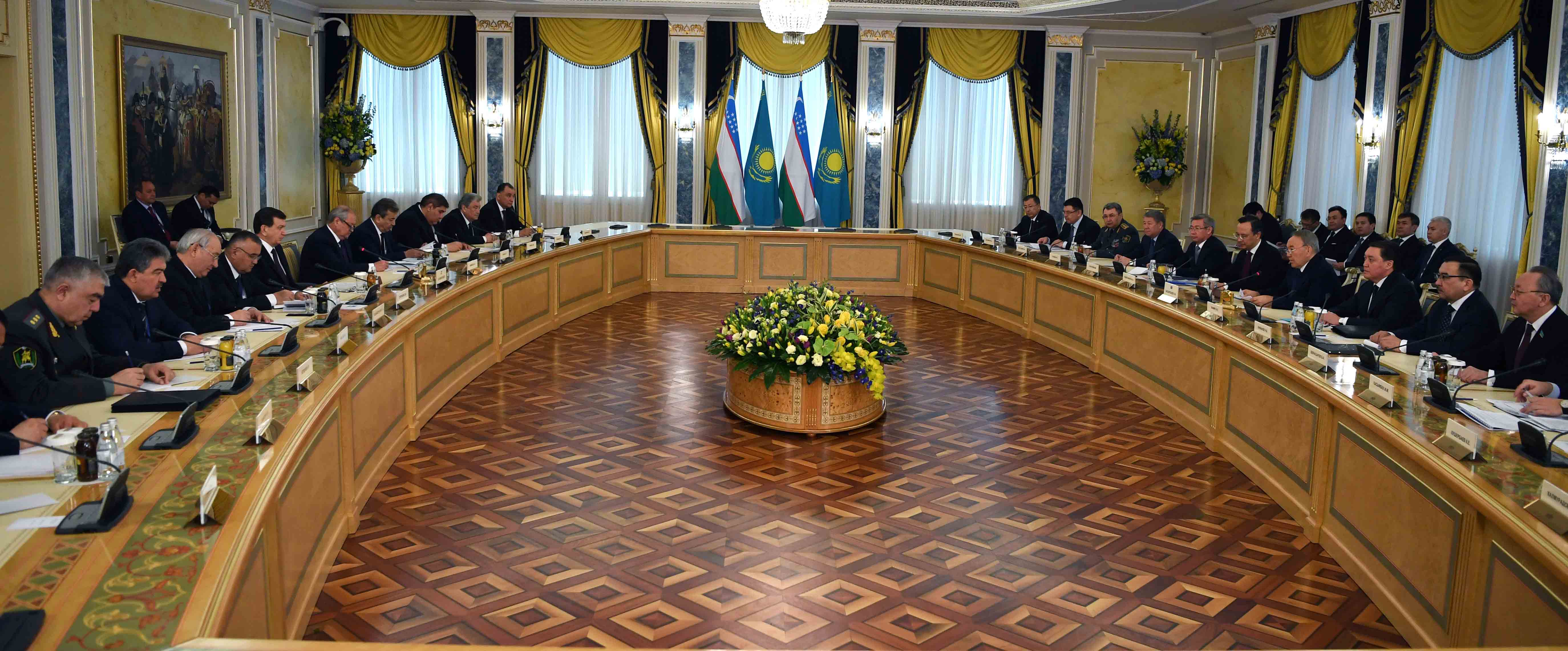 Қазақстан мен Өзбекстан Президенттерінің кездесу қорытындысы бойынша жеті маңызды құжатқа қол қойылды