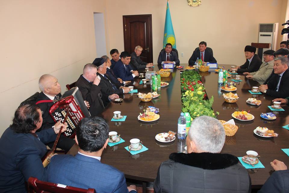 Сарыағаш, Мақтарал аудандарынан келген делегаттар Наурыз мерекесін Созақта тойлады