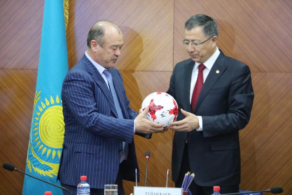 Облыс әкімі Жансейіт Түймебаев «ОРДАБАСЫ» Футбол командасын қабылдады