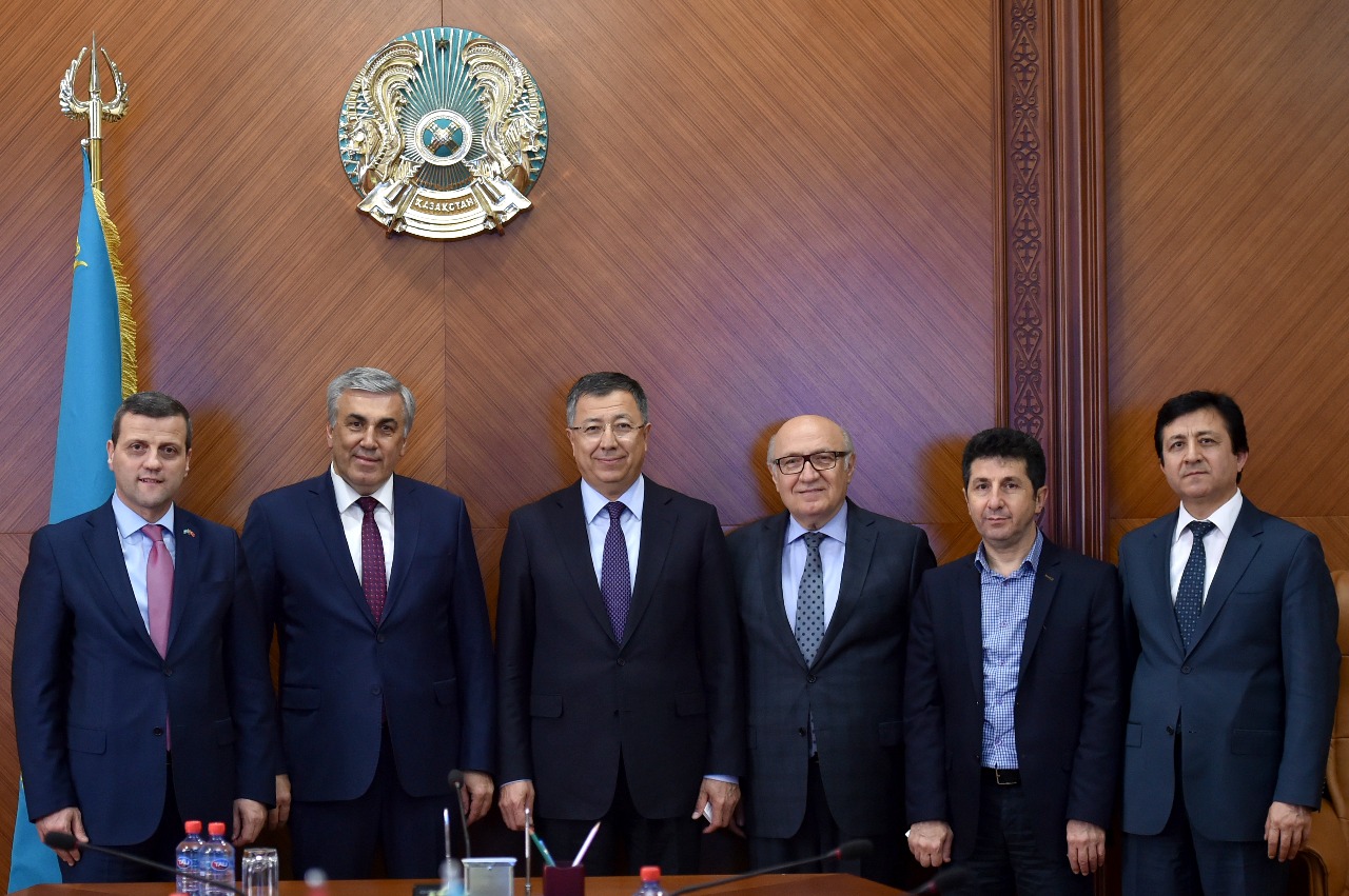 Жансейіт Түймебаев Түрік партиясының жетекшісімен кездесті