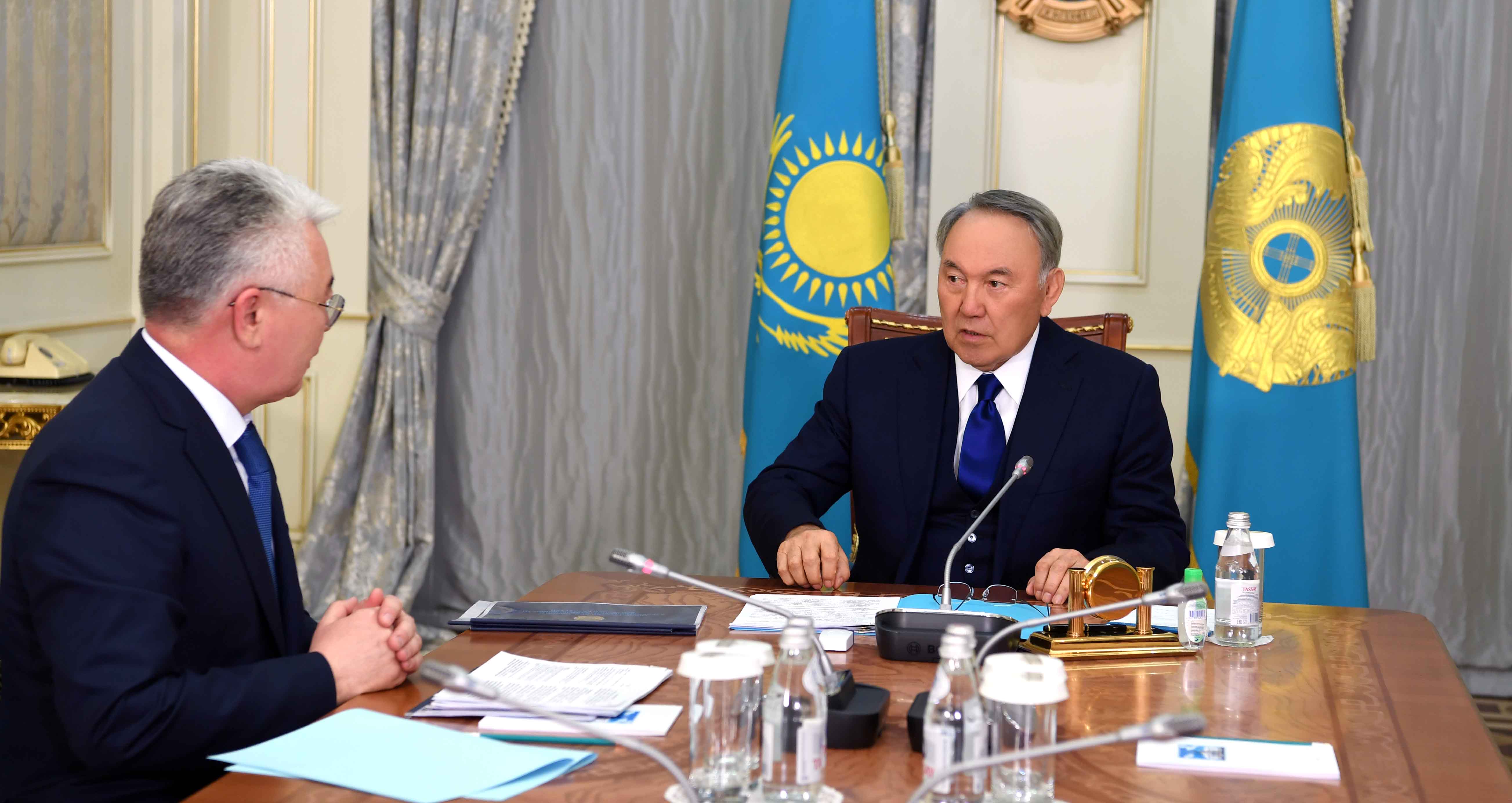 Елбасы Қорғаныс және аэроғарыш өнеркәсібі министрі Бейбіт Атамқұловты қабылдады