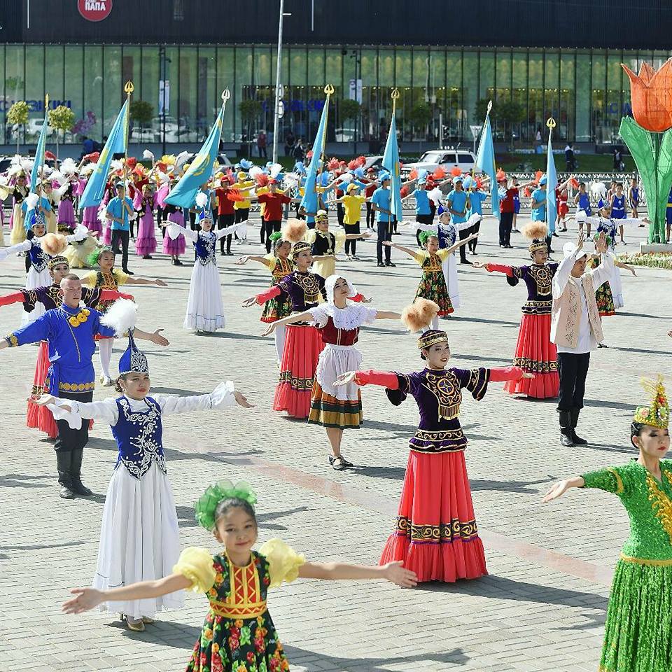  «Білімді ел — мәңгілік ел» атты өнер фестивалі өтті