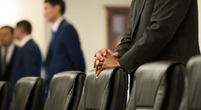 Биыл мемқызметшілердің жалақысына бюджеттен қосымша 20 миллиард теңге бөлінеді