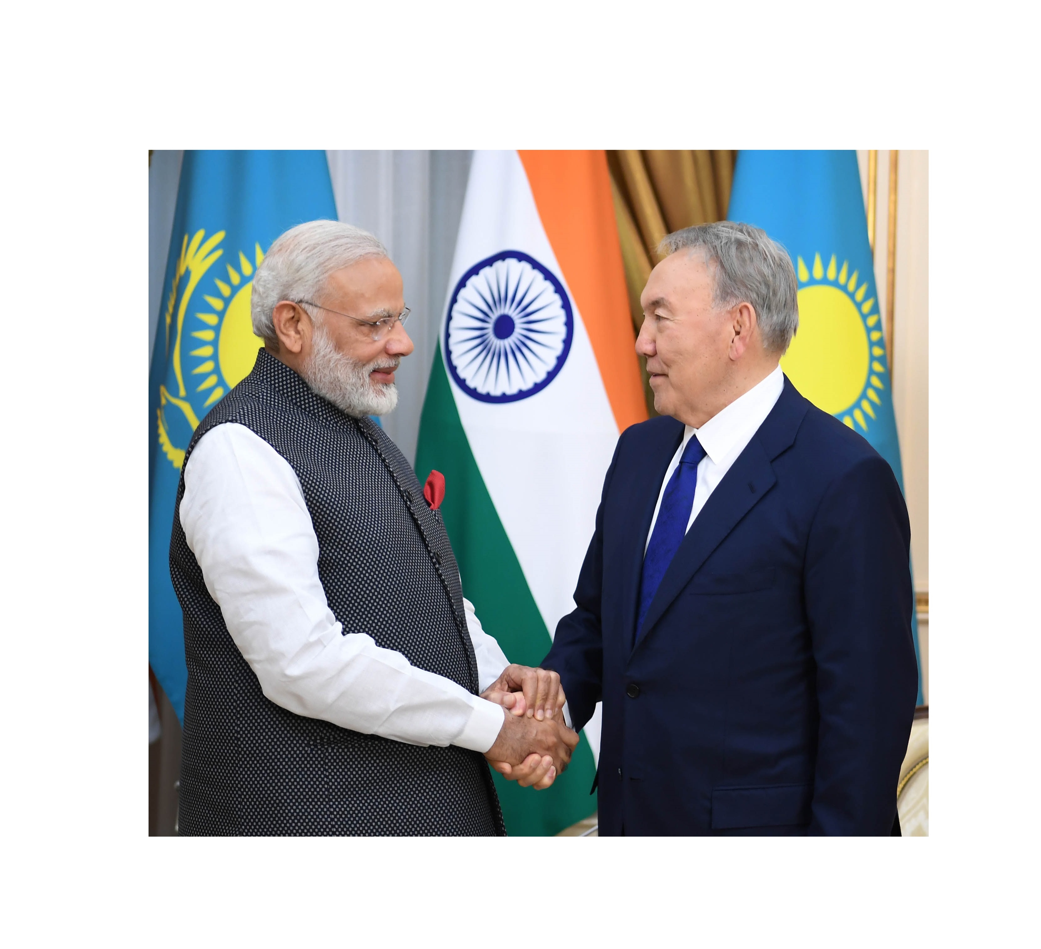 Қазақстан Президенті Үндістанның Премьер-Министрі Нарендра Модимен кездесті