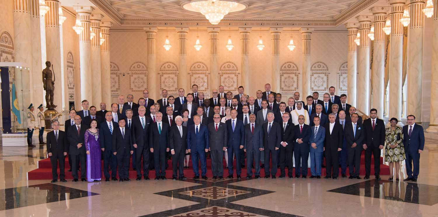 Елбасы Қазақстанда тіркелген дипломатиялық миссиялар және халықаралық ұйымдар өкілдіктерінің басшыларымен кездесті