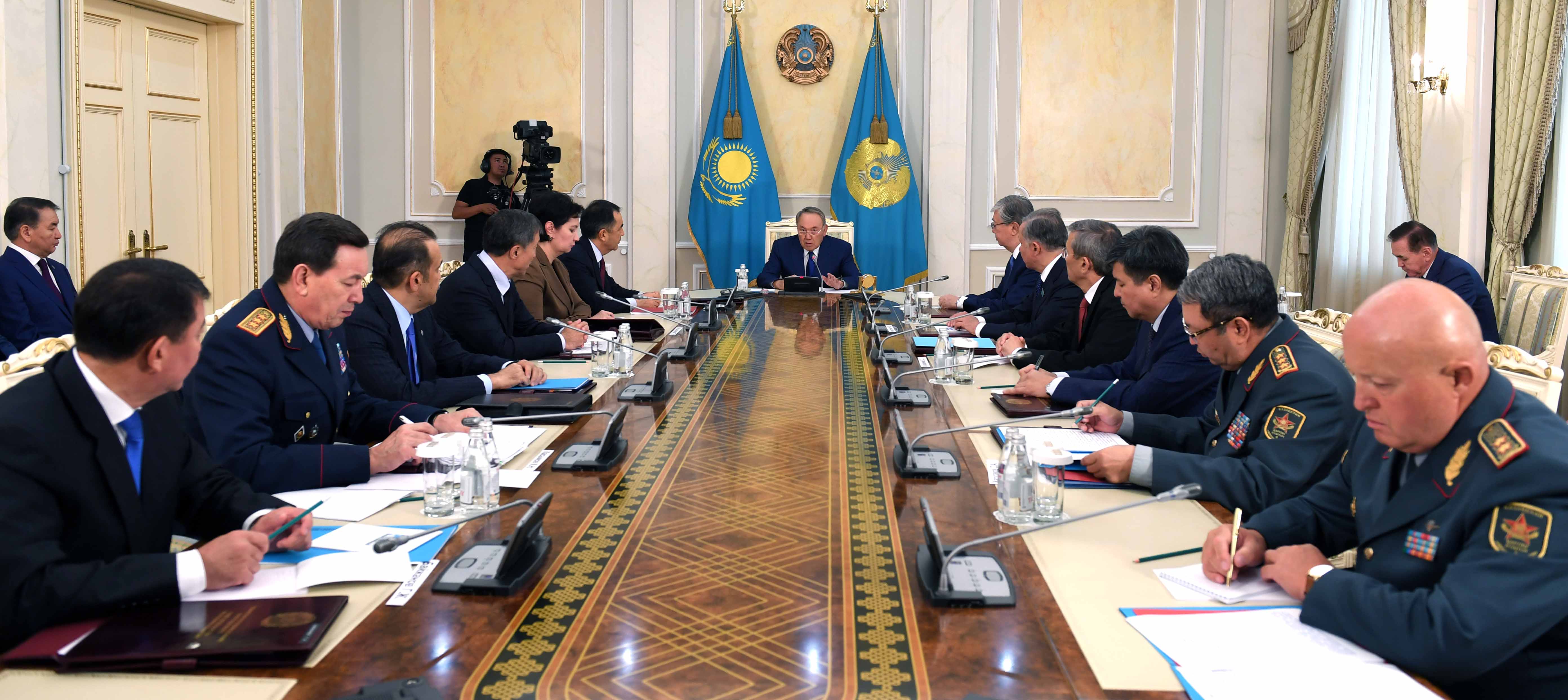 Елбасының төрағалығымен Қауіпсіздік кеңесінің отырысы өтті