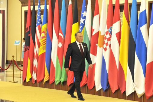 Қазақ дипломатиясына 25 жыл!