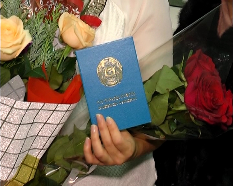 Қазақстандық ХҚКО-да туу туралы куәліктерді алу мерзімі 3 сағатқа дейін қысқарады