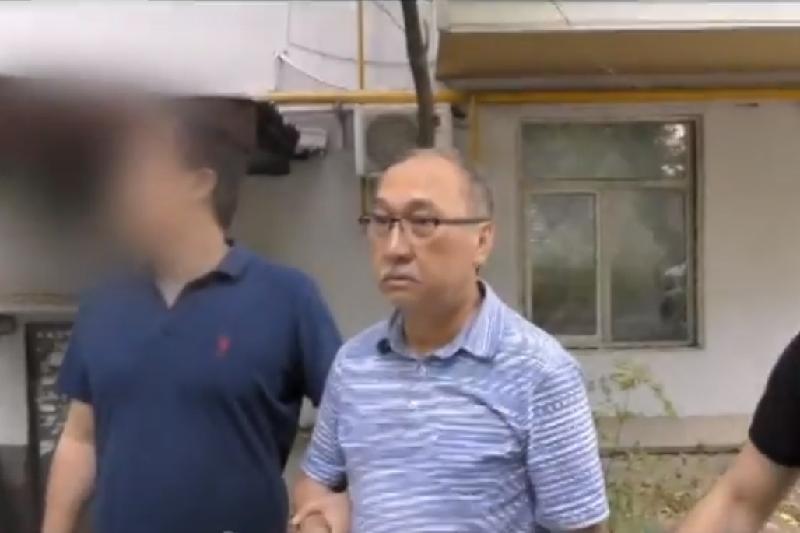 «Қазавиа құтқару» мен «Қазавиа орманды қорғау» бас директорлары 100 мың доллар парамен ұсталды