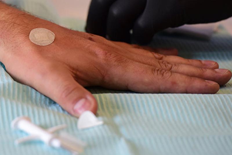 Америкалық компания қызметкерлерінің денесіне чип орнатпақ