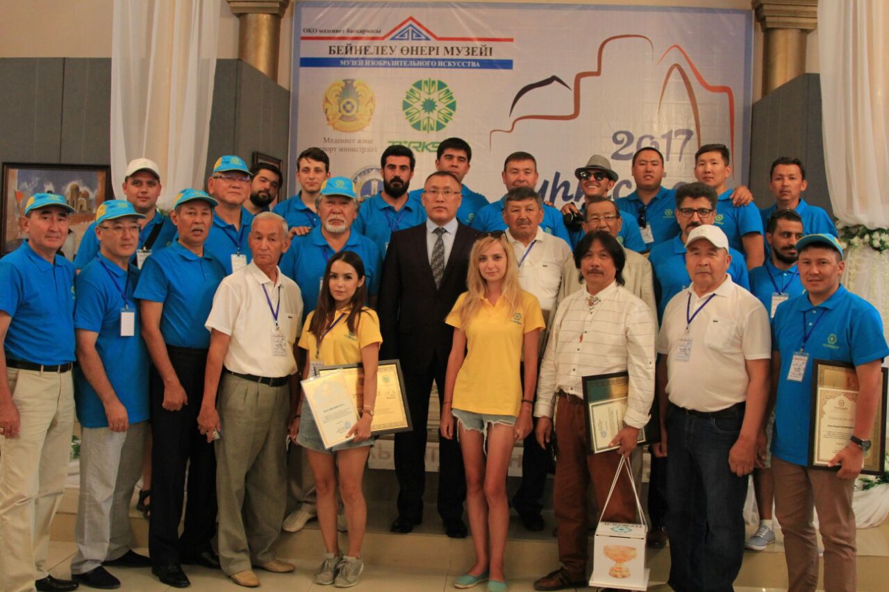 Шымкентте ТҮРКСОЙ суретшілерінің көрмесі өтуде