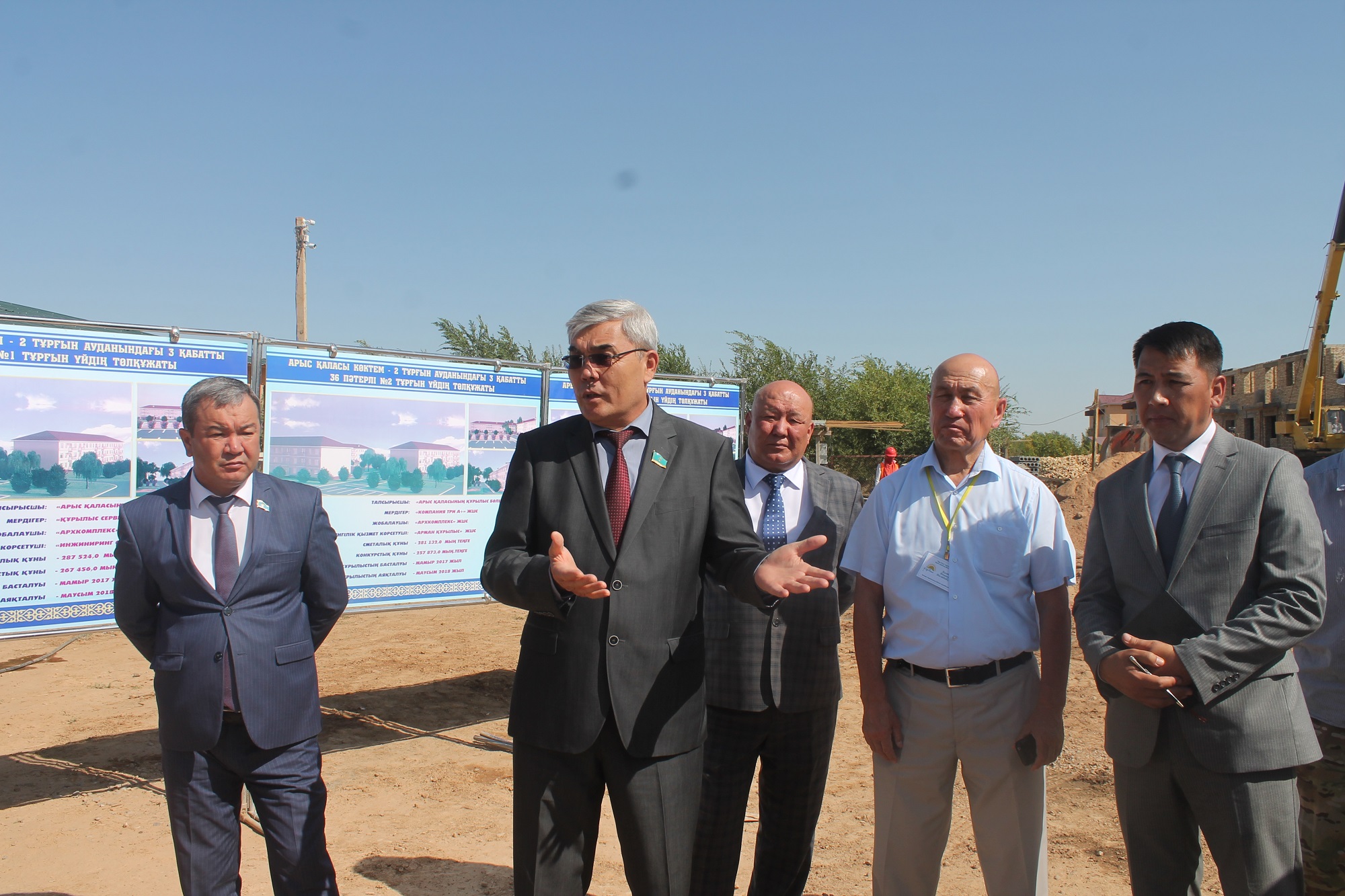 Мәжіліс депутаты Арыс қаласының тыныс-тіршілігімен танысты