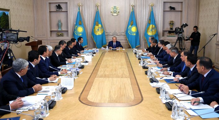 Назарбаев: Әкімдер өңірлердегі өз жұмыстарын қайта қарап, белсенді қимылдауға тиіс