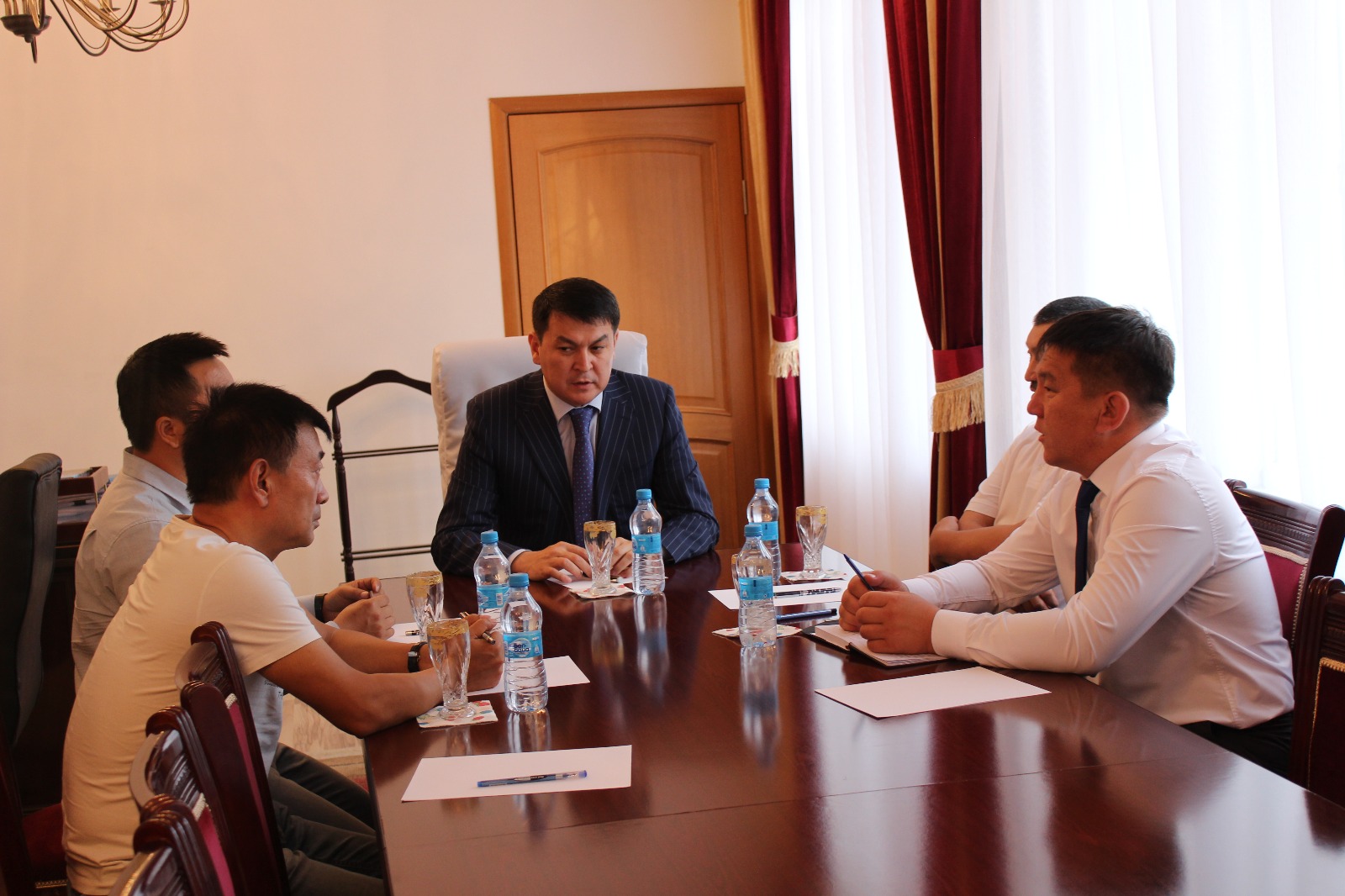 Түлкібаста инвесторлар әк шығаратын зауыт салмақ