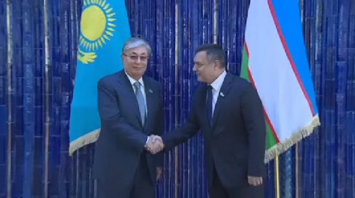 Қ.Тоқаев Өзбекстан Президентімен кездесу өткізді