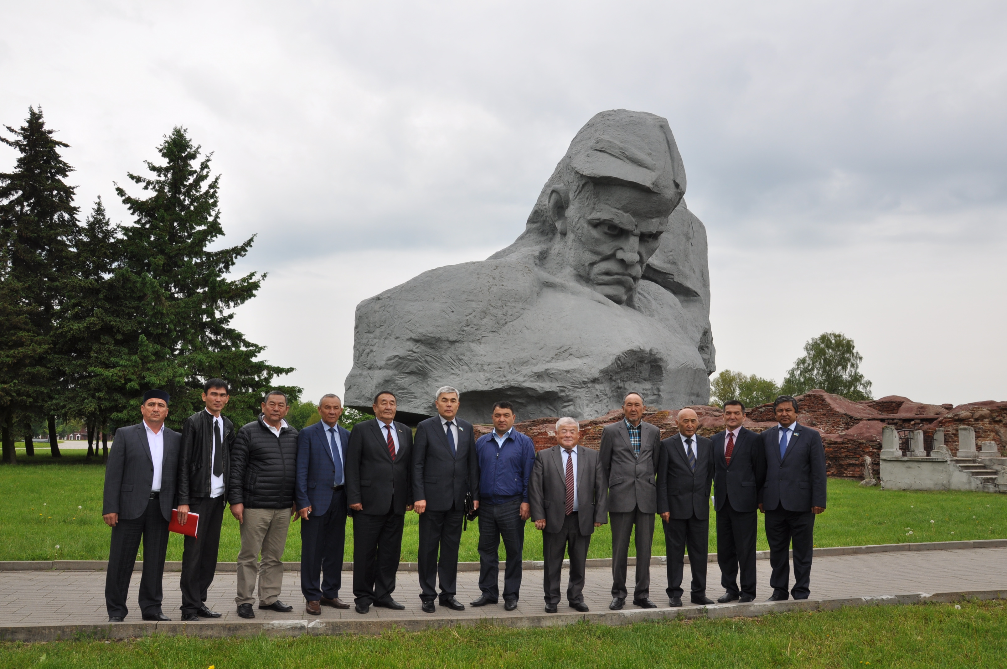 БЕРIЛМЕГЕН БРЕСТ