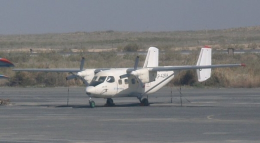 Ұшақ апаты: дәрігерлер ауыр халдегі жүкті әйелге көмек көрсетуге шыққан