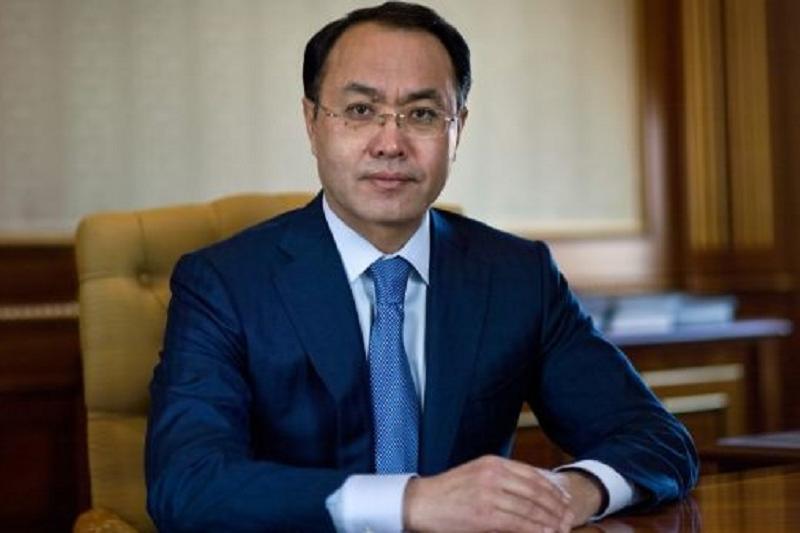 Мемлекет есебінен байығандар ұрланған қаражатты шетелде пайдалана алмауы керек — Қожамжаров