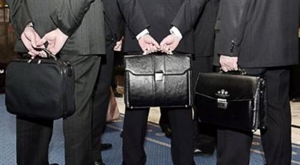 Сайрам ауданында аумақтық басқарма басшылары парамен ұсталды