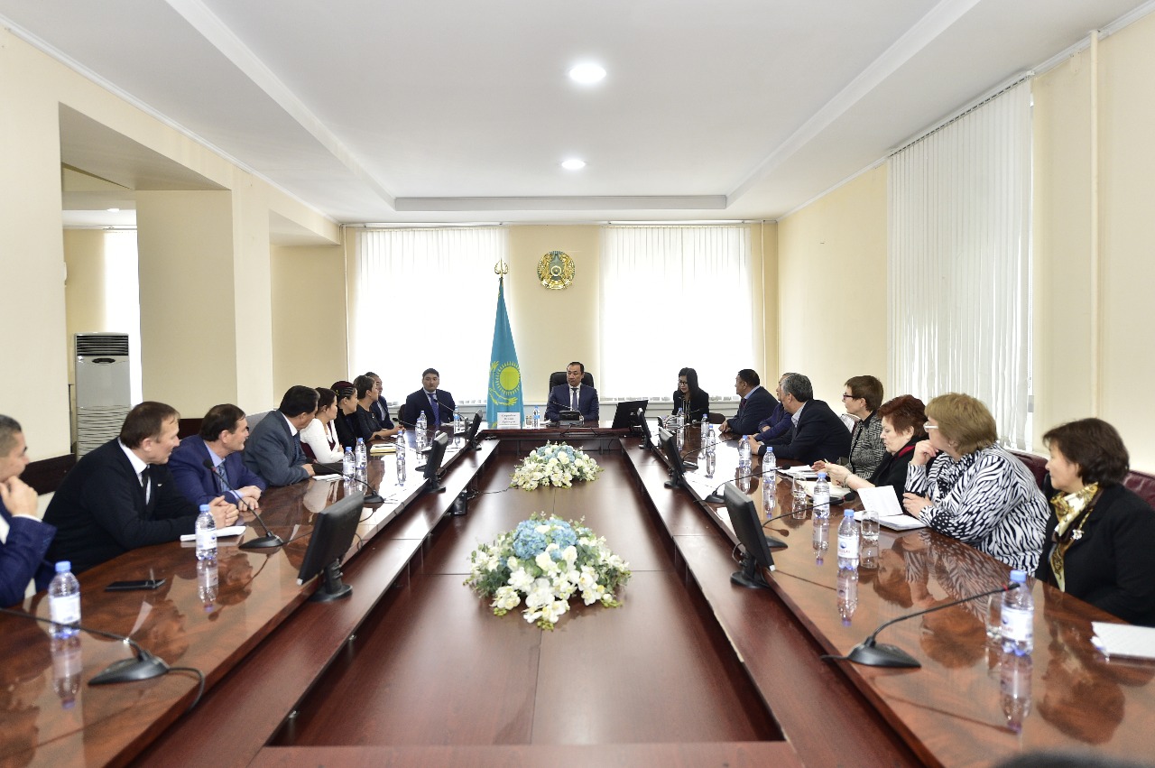 Шымкент қаласының әкімі БАҚ өкілдерімен кездесті