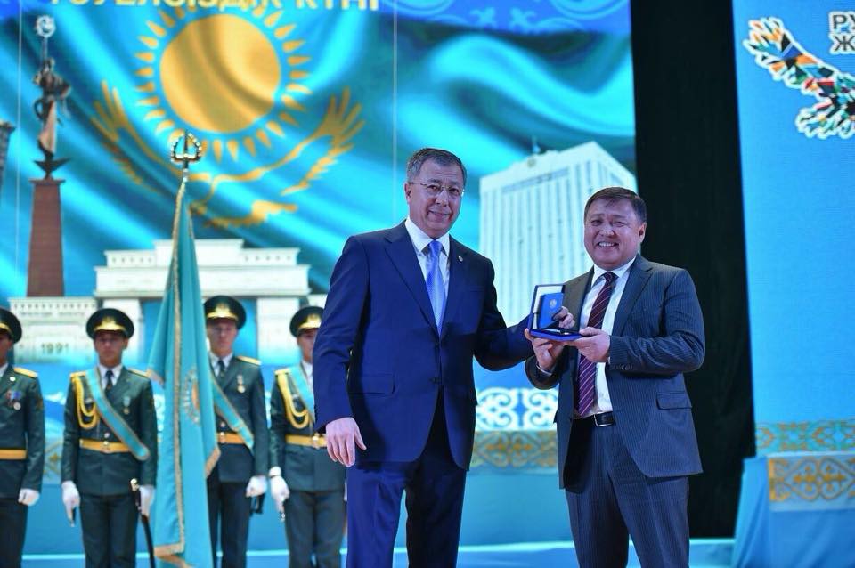 Ұласбек Сәдібеков — «Парасат» орденінің иегері