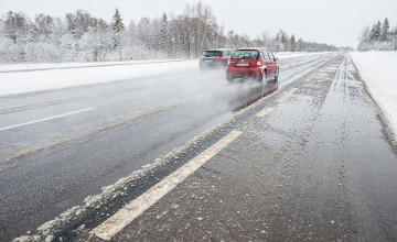 Алматы-Ташкент-Термез тас жолы Оңтүстік Қазақстан облысында көктайғақ салдарынан жабылды