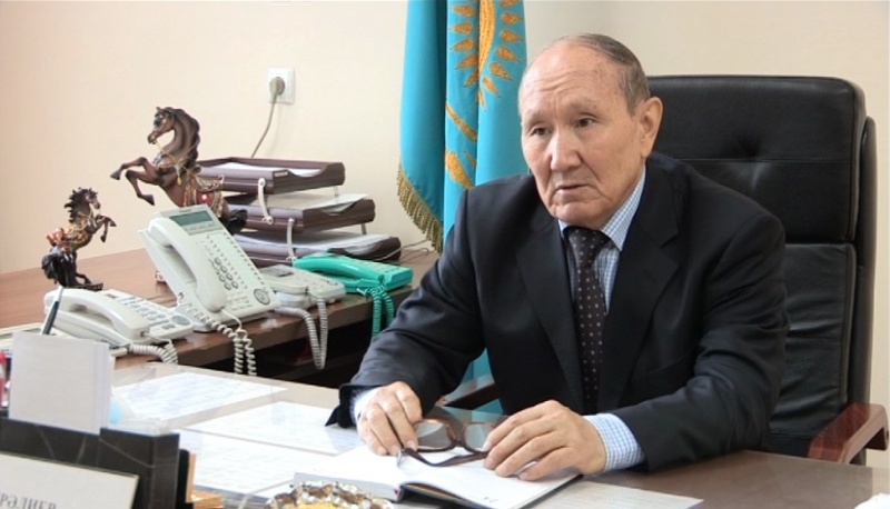 Әлібек Өмірәлиев — Оңтүстік Қазақстан облысының Құрметті азаматы