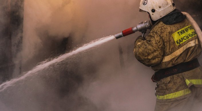 Ақтөбеде автобус өртенді: 52 адам қаза тапты