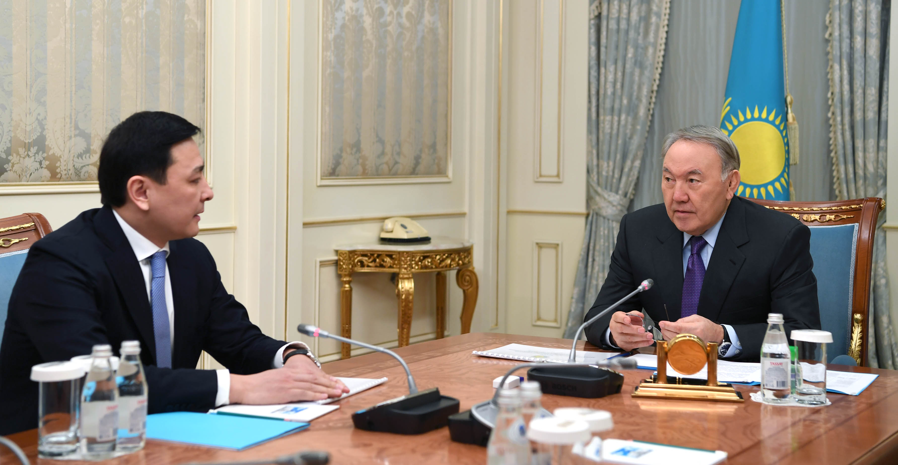 Мемлекет басшысы Батыс Қазақстан облысының әкімі Алтай Көлгіновті қабылдады