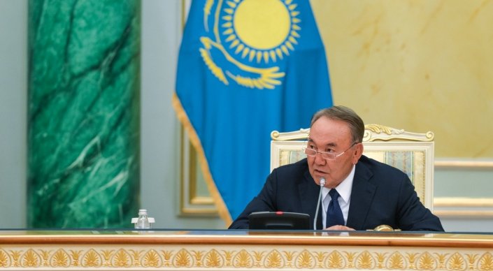 Назарбаев: «Ештеңе таппаса да, тегін тамақтанып қайтады»