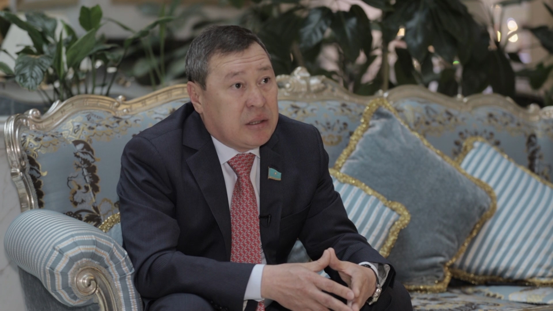 Мәжілісмен С.Қаныбеков: Оңтүстік өңіріндегі мәселелер мені толғандырады