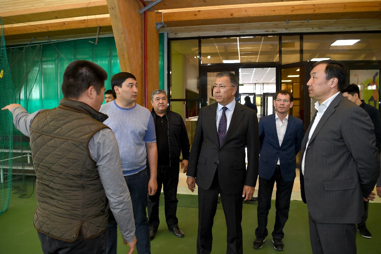 ОҚО әкімі Шымкентте жаңадан салынып жатқан демалыс орындарын аралап көрді